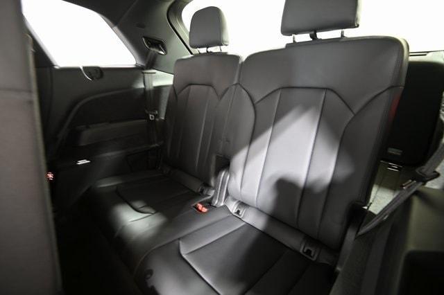 new 2025 Audi SQ7 car, priced at $99,650