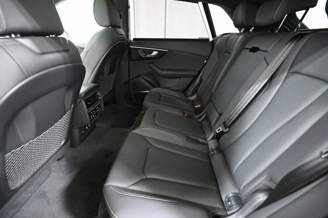 new 2025 Audi Q8 car, priced at $75,695
