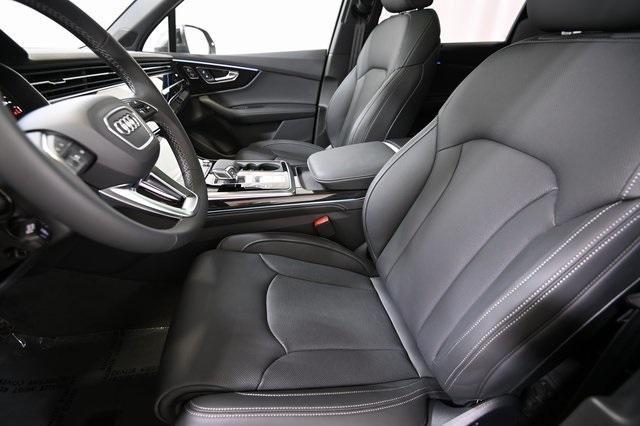 new 2025 Audi Q7 car, priced at $81,650
