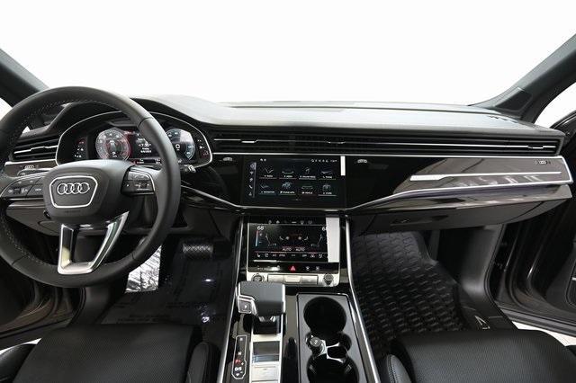 new 2025 Audi Q7 car, priced at $81,650
