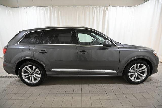 new 2025 Audi Q7 car, priced at $81,650