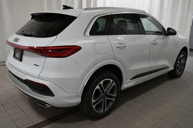 new 2025 Audi Q5 car, priced at $58,190