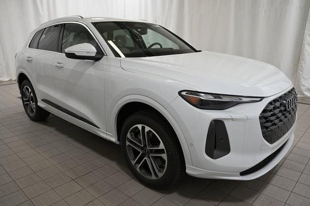 new 2025 Audi Q5 car, priced at $58,190