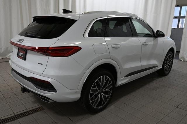 new 2025 Audi Q5 car, priced at $62,040