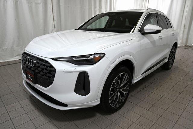 new 2025 Audi Q5 car, priced at $62,040