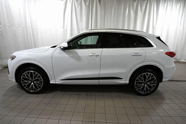 new 2025 Audi Q5 car, priced at $62,040