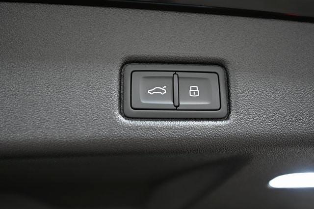 new 2025 Audi SQ5 car, priced at $75,805