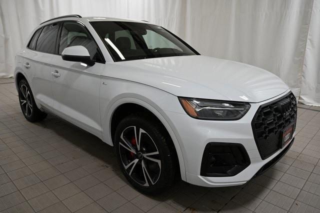 new 2025 Audi Q5 car, priced at $60,200