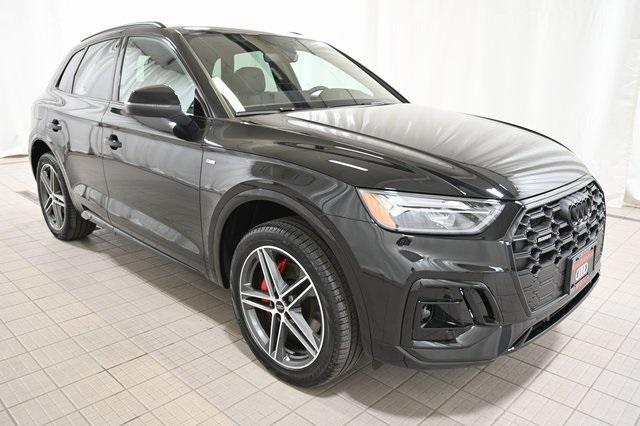 new 2025 Audi Q5 car, priced at $69,385