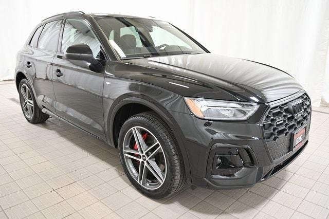 new 2025 Audi Q5 car, priced at $69,385