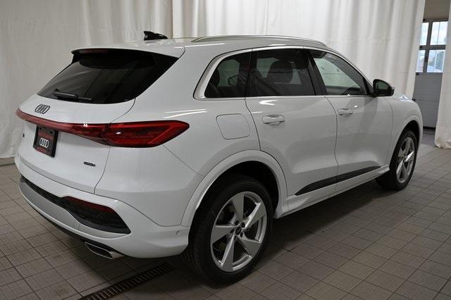 new 2025 Audi Q5 car, priced at $60,440