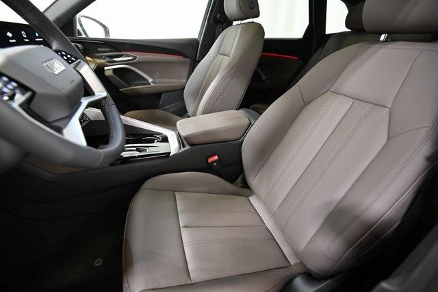 new 2025 Audi Q5 car, priced at $60,440