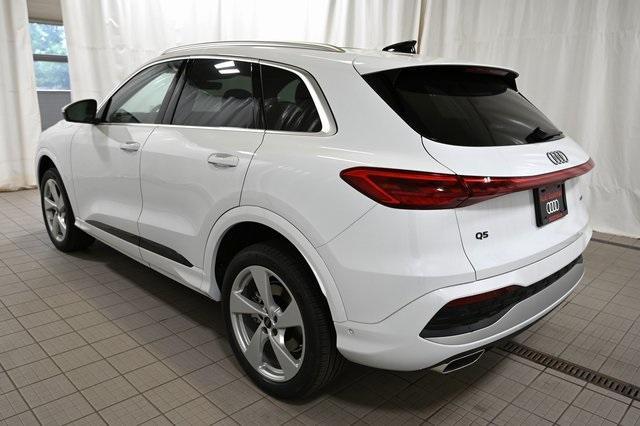 new 2025 Audi Q5 car, priced at $60,440
