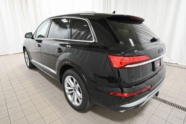 new 2025 Audi Q7 car, priced at $68,100