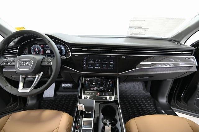 new 2025 Audi Q7 car, priced at $68,100