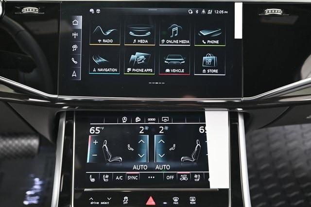 new 2025 Audi Q7 car, priced at $77,450