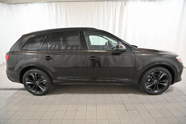 new 2025 Audi Q7 car, priced at $84,115