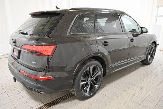 new 2025 Audi Q7 car, priced at $84,115
