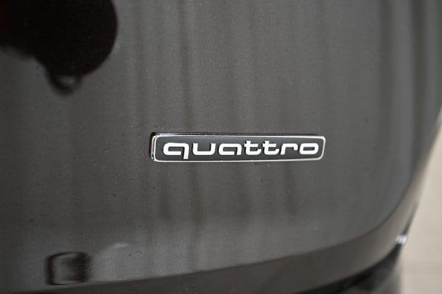 new 2025 Audi Q7 car, priced at $84,115