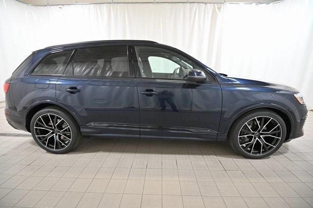 new 2025 Audi Q7 car, priced at $87,200