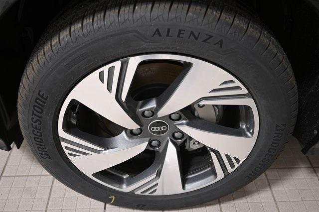 new 2025 Audi Q6 e-tron car, priced at $75,425
