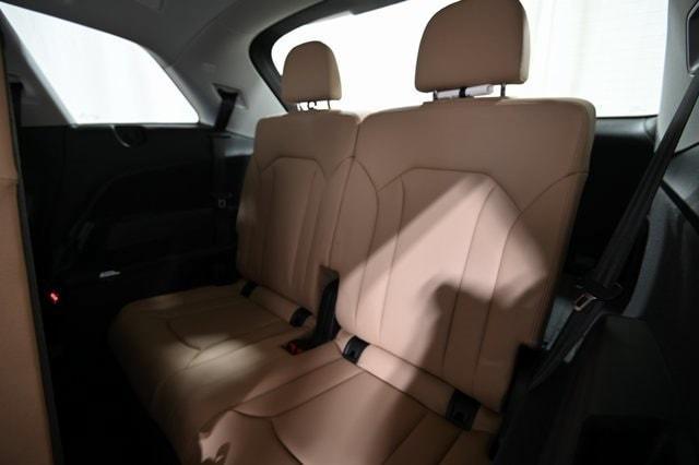 new 2025 Audi Q7 car, priced at $68,555