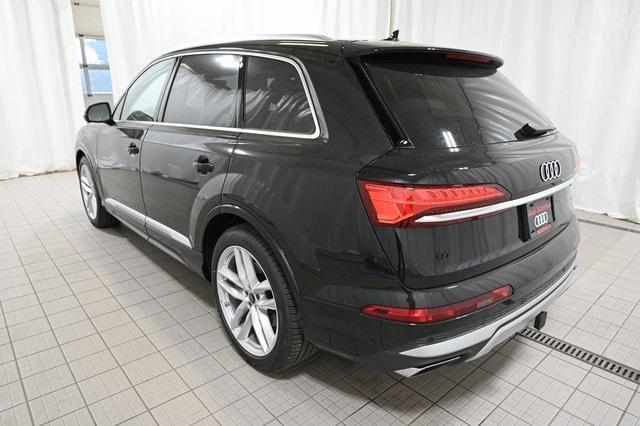 new 2025 Audi Q7 car, priced at $76,170