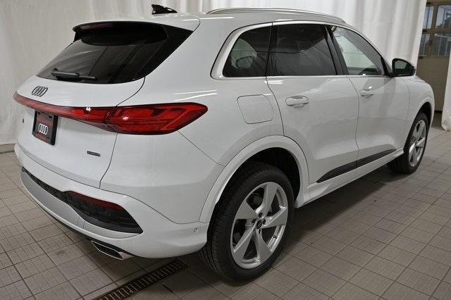 new 2025 Audi Q5 car, priced at $64,250