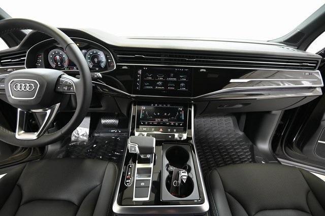 new 2025 Audi Q7 car, priced at $71,500