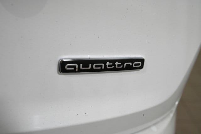 new 2025 Audi Q7 car, priced at $91,605