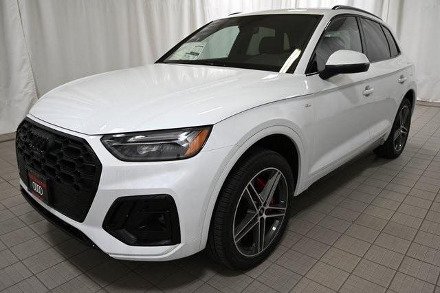 new 2025 Audi Q5 car, priced at $69,385