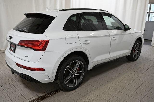 new 2025 Audi Q5 car, priced at $69,385