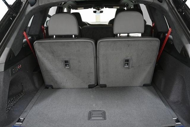 new 2025 Audi SQ7 car, priced at $114,610