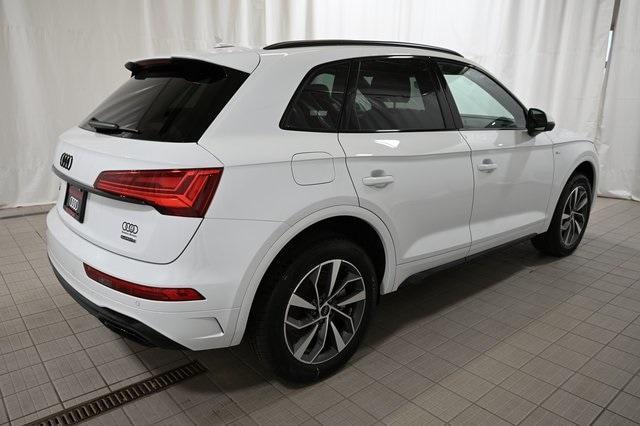 new 2024 Audi Q5 car, priced at $53,090