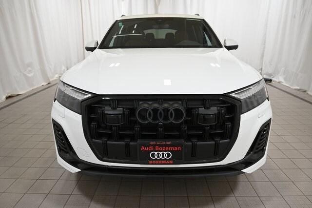 new 2025 Audi Q7 car, priced at $70,710