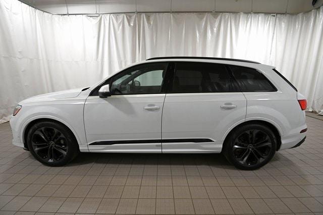 new 2025 Audi Q7 car, priced at $77,450