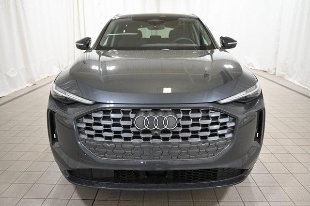 new 2025 Audi Q5 car, priced at $61,300