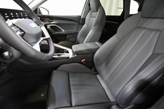 new 2025 Audi Q5 car, priced at $61,300