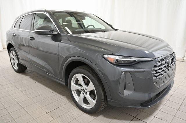 new 2025 Audi Q5 car, priced at $61,300