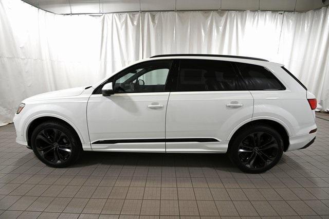 new 2025 Audi Q7 car, priced at $77,010