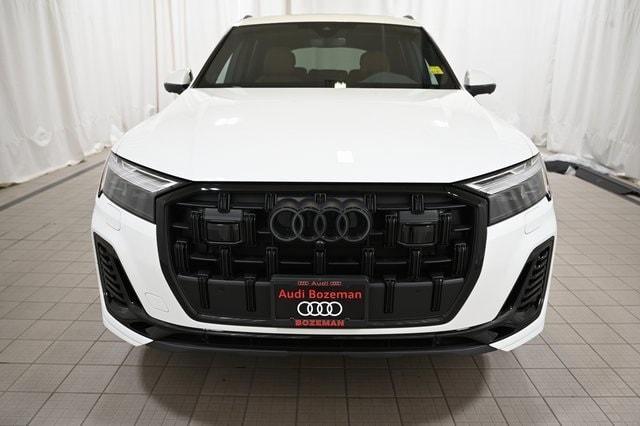 new 2025 Audi Q7 car, priced at $77,010