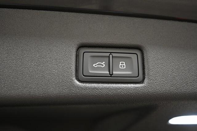 new 2025 Audi Q5 car, priced at $55,217