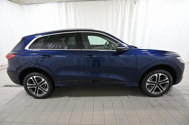 new 2025 Audi Q5 car, priced at $61,240