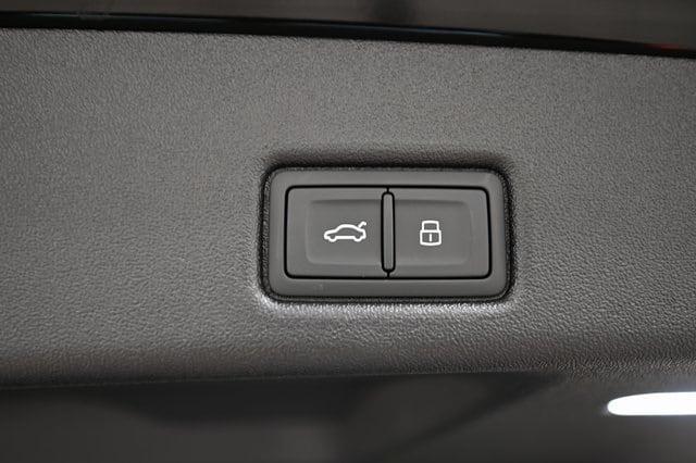 new 2025 Audi Q5 car, priced at $64,575