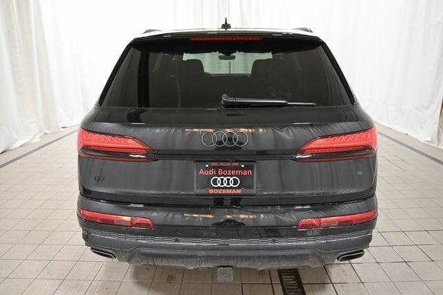 new 2025 Audi Q7 car, priced at $77,840