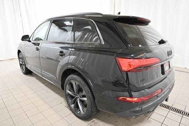 new 2025 Audi Q7 car, priced at $77,840