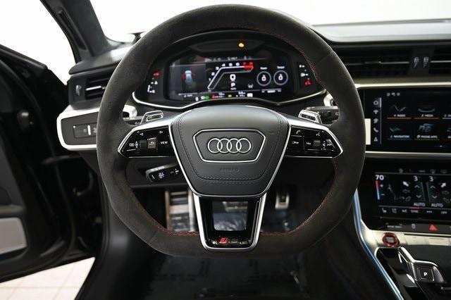 new 2025 Audi RS 6 Avant car, priced at $164,640