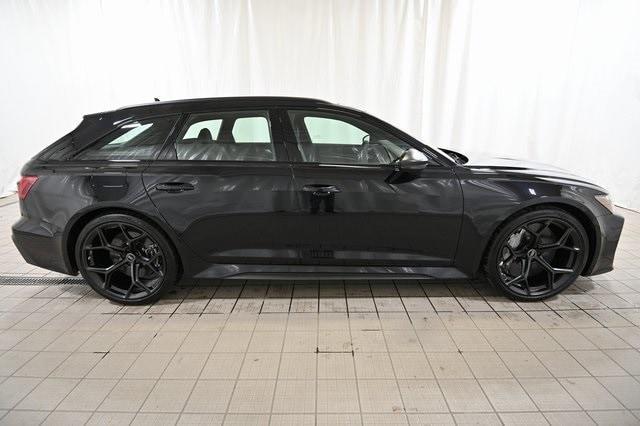 new 2025 Audi RS 6 Avant car, priced at $164,640