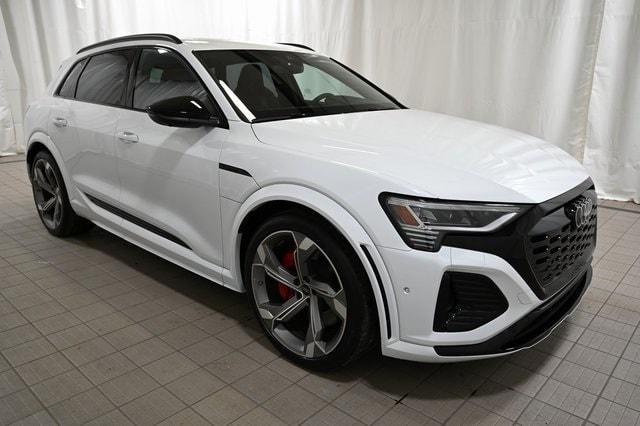 new 2024 Audi SQ8 e-tron car, priced at $104,620