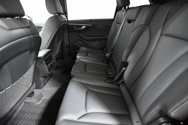 new 2026 Audi Q7 car, priced at $78,295